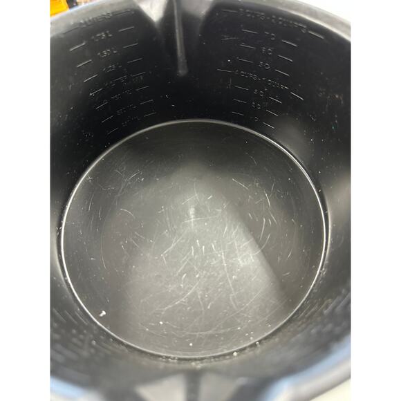 Pampered Chef Black Large 2Qt Micro Cooker Rice Veggie Steamer Strainer - Picture 8 of 10